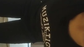 赛琳娜的黄金完整翻译版中文-直播 火辣身材的娜扎【沙滩上的贝壳酱】!