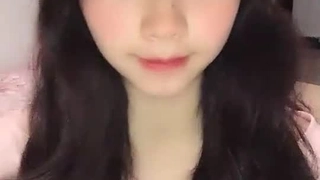 欧美日韩人妻激情-第一次与男友以外的男人在行使中车震!