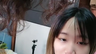 拖鞋家居日韩AV-白皙皮肤呆萌小姐姐！情趣耳朵抓屌吸吮！头套男怼着骚穴猛操，骑乘姿势打桩机，无套内射。